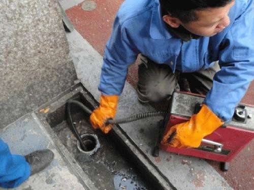 东凤镇疏通下水道